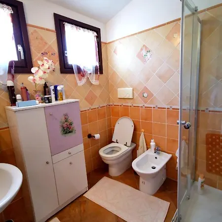 펜션 House With 2 Bedrooms In Torre Degli Ulivi Capoterra 2 Km From The Beach