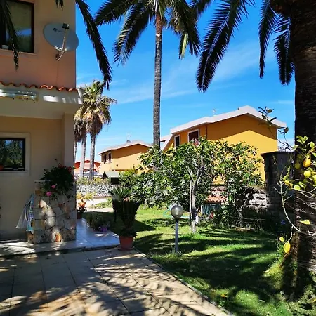 펜션 House With 2 Bedrooms In Torre Degli Ulivi Capoterra 2 Km From The Beach